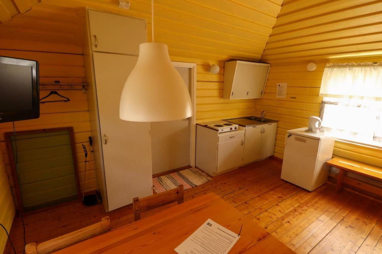 Pajala Cottages Route 99 ภายนอก รูปภาพ